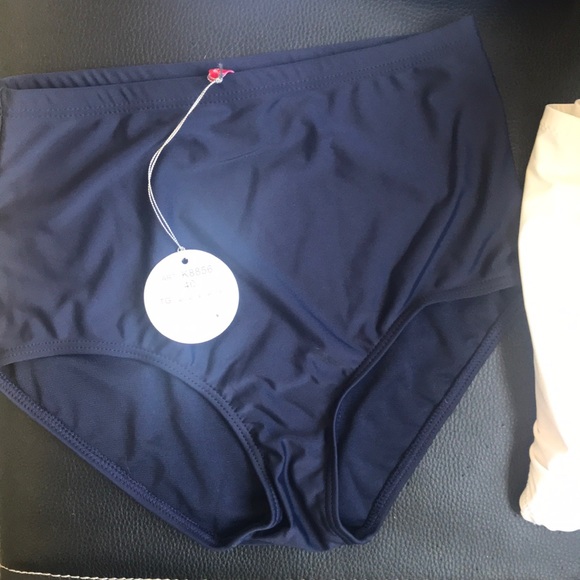 Striped Vintage Bikini 👙 Navy & White Size Medium - Picture 5 of 5